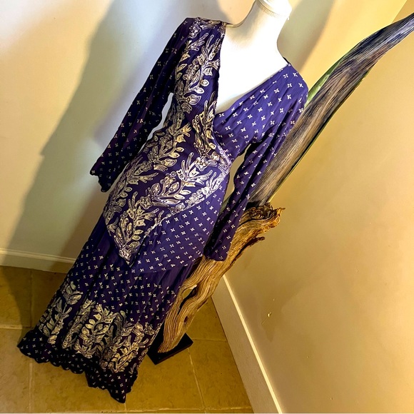 Iguana Inc. Dresses & Skirts - Iguana Inc. Worldly Clothing set, hand made, blue, surplus top, maxi skirt. M/L.